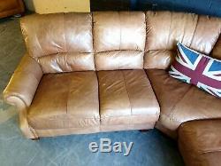 3024. Chesterfield Vintage Light tan 6 Seater Leather Club Corner suite courier