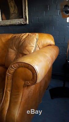 408. Chesterfield Vintage 2 Seater Leather Club Courier av