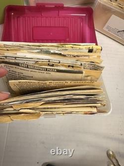 4x Vintage Grandmas Handwritten Recipe Cards & Clippings In Plastic Boxes Typed