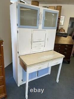 50s Vintage Retro kitchen larder Built-in Table