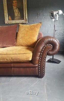 585. Tetrad Vintage Chesterfield 2 Seater Leather Sofa Club Courier av