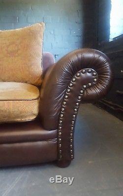 586. Tetrad Vintage Chesterfield 4 Seater Leather Sofa Club Courier available