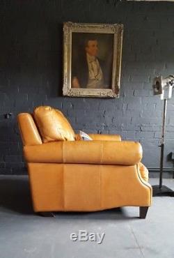 67 Chesterfield Tan Brown Tetrad Vintage Club leather armchair Courier av