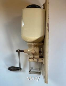 Antique Coffee Grinder mill kitchen Kaffeemühle malino retro country vintage old