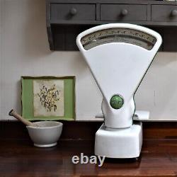 Antique Vintage Fan Avery Retro Enamel Grocery Shop Kitchen Weighing Scales