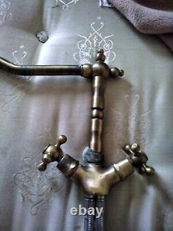 Brass mono mixer taps, reclaimed, vintage, retro kitchen. Belfast sink