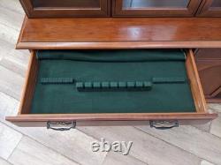 DISPLAY CABINET White & Newton Mirror Back 2 Drawer 2 Cupboard FREE DELIVERY DISPLAY CABINET White & Newton Mirror Back 2 Drawer 2 Cupboard FREE DELIVERY
