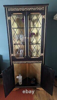 Drinks cabinet