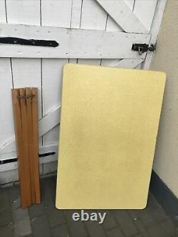 Fab 1960s VINTAGE RETRO YELLOW FORMICA DINING KITCHEN TABLE UK DELIVERY