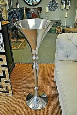 Floor Standing Wine/Champagne Cooler Tulip Style Edging ice bucket on stand