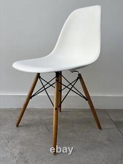 GENUINE CHARLES EAMES DSW CHAIR FOR VITRA kitchen dining office retro