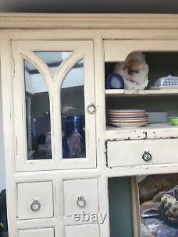 Kitchen Dresser in solid wood painted cream