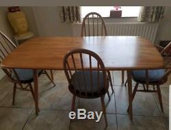 Lovely Ercol Elm Plank Dining Table & Chairs Set Quaker Windsor 2 + 2 Carver