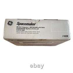 New Vintage GE Spacemaker Undercabinet AM/FM Clock Radio 7-4230 New In Box. NOS
