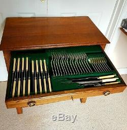 Oak Canteen Of Cutlery Table by Taylor Eye Witness Sheffield