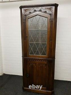 Olde Court Old Charm Oak Corner Cabinet One Of A Matching Pair For Sale