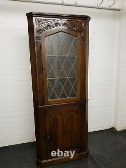 Olde Court Old Charm Oak Corner Cabinet One Of A Matching Pair For Sale