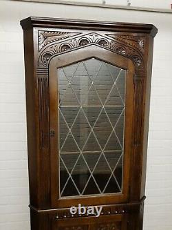 Olde Court Old Charm Oak Corner Cabinet One Of A Matching Pair For Sale