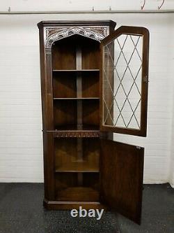 Olde Court Old Charm Oak Corner Cabinet One Of A Matching Pair For Sale