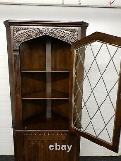 Olde Court Old Charm Oak Corner Cabinet One Of A Matching Pair For Sale
