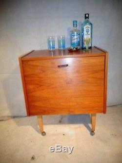 RETRO 60s TEAK COCKTAIL CABINET VINTAGE HOME BAR MID CENTURY DRINKS CUPBOARD