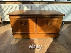 Rare Long John Cupboar Quinn Furniture Vintage/Retro/MCM