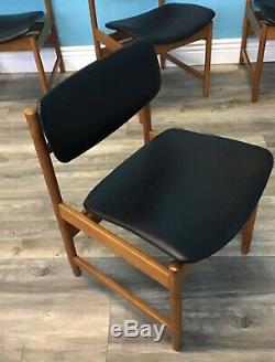 Retro Set Four White And Newton Dining Chairs MID Century Vintage