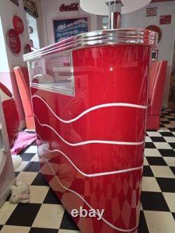 Retro Style Cocktail Bar