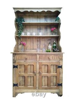 Solid Oak 2 Door Welsh Dresser Wooden Vintage Display cabinet Kitchen Storage