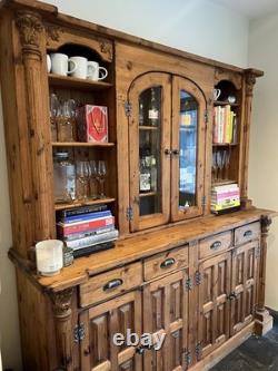 Solid Wood Vintage Welsh Dresser / Cabinet Rustic Pine Excellent Condition