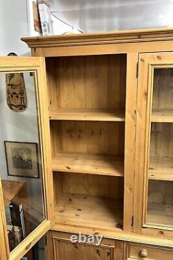 Substantial Padgetts Pine Glazed Country Kitchen Pantry Dresser Great Quality