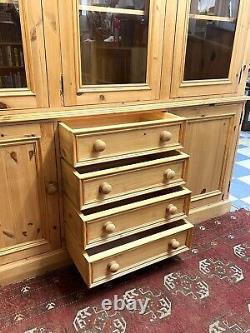 Substantial Padgetts Pine Glazed Country Kitchen Pantry Dresser Great Quality