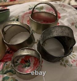 VINTAGE 1950s TALA GREEN CREAM KITCHEN ENAMEL TIN 4 NESTING PASTRY CUTTERS RETRO
