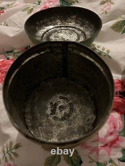 VINTAGE 1950s TALA GREEN CREAM KITCHEN ENAMEL TIN 4 NESTING PASTRY CUTTERS RETRO