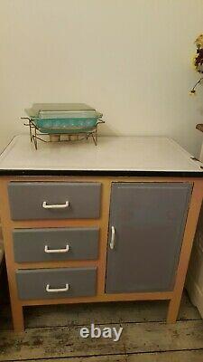 VINTAGE RETRO SHABBY CHIC ENAMEL TOP KITCHEN CUPBOARD 1950s