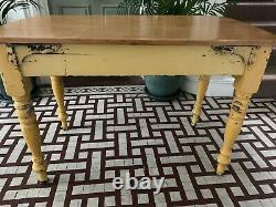 Vintage 1950s Yellow kitchen table with drawers, Farmhouse Retro