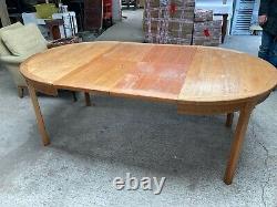 Vintage Brown Wooden Round Oval Extending Dining Kitchen Table Detachable Legs