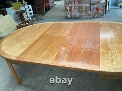 Vintage Brown Wooden Round Oval Extending Dining Kitchen Table Detachable Legs