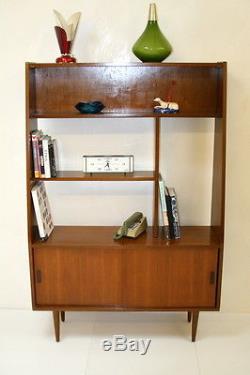 Vintage Danish Bookcase/Room Divider. Great condition -Teak Wood. 1960s