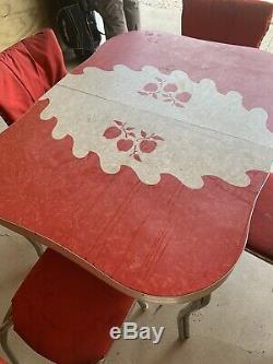 Vintage Kitchen Table And 4 Chairs