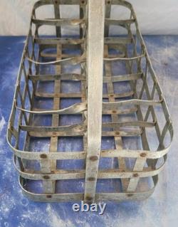 Vintage Metal Milk Bottle Carrier Drinks Flowers Retro Kitchen Decor Rare 8 Slot