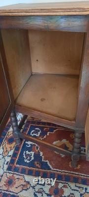 Vintage Oak Art Deco Three Drawer Two Cupboard Sideboard Bobbin Turned Legs