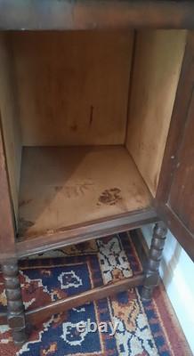 Vintage Oak Art Deco Three Drawer Two Cupboard Sideboard Bobbin Turned Legs