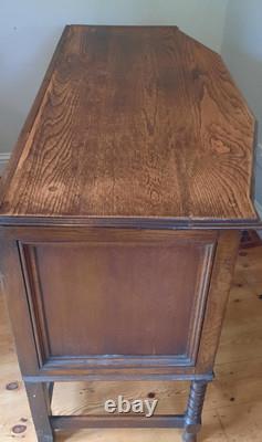 Vintage Oak Art Deco Three Drawer Two Cupboard Sideboard Bobbin Turned Legs