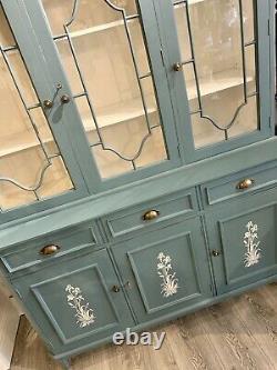 Vintage Painted Dresser Display Cabinet