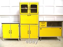 Vintage Retro Kitchen Cabinet Sideboard Display cabinet Formica 1950s