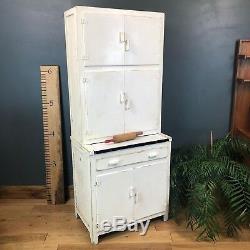 Vintage Retro Mid Century 1950s Kitchen Unit Cabinet Metal Shelves Kitchenette