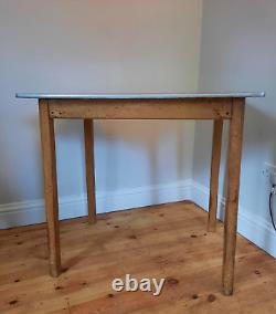 Vintage Retro Mid Century Red Formica Topped Kitchen Table