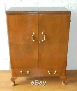 Vintage Retro Turnidge Walnut Cocktail Cabinet Drinks Bar