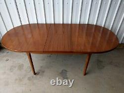 Vintage Retro Very Large Extending Extendable Wooden Dining Kitchen Table